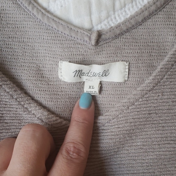 Madewell front-tie top - Picture 2 of 4